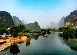 Yangshuo Landscape Garden